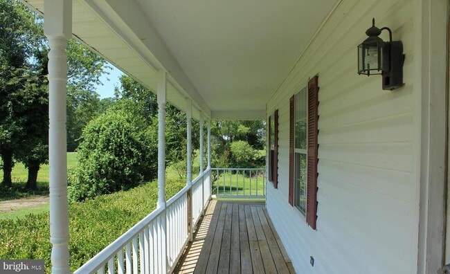 Building Photo - 22078 Indian Bridge Rd