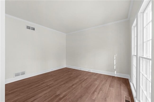 Building Photo - 6015 Canaan Woods Dr SW
