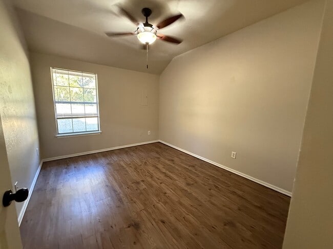 Building Photo - 3609 NW 51st St