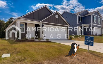 Building Photo - Coming Soon! Available to View NOW!!!