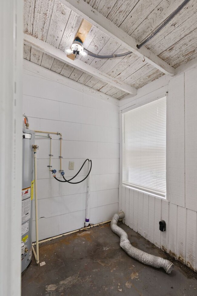 Building Photo - Freshly Updated 3BR Home in Opelika – Clean, Bright, Move-In Ready
