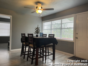 Building Photo - 3058 Westview Dr