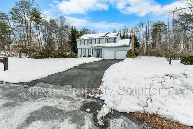 Building Photo - 8009 Frontier Dr