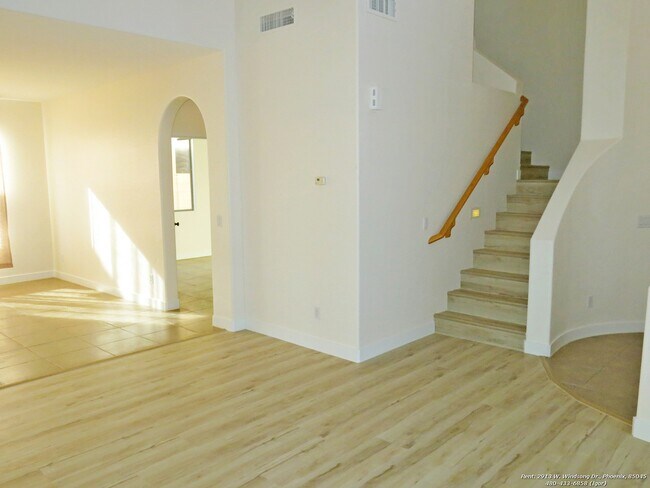 Building Photo - 2913 W Windsong Dr