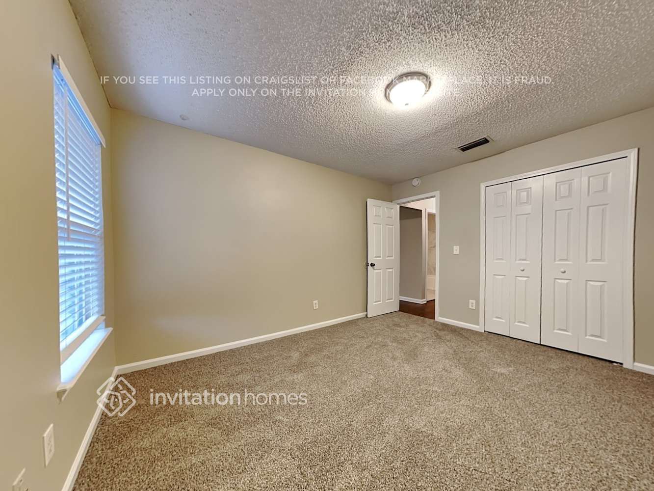 Building Photo - 3762 Woodbriar Dr