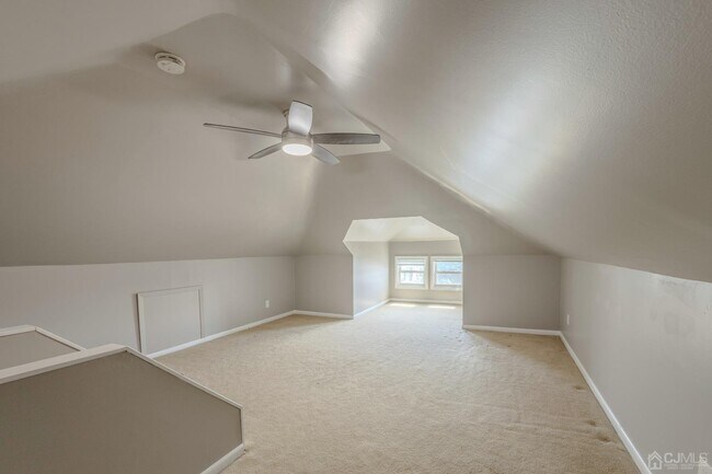 Building Photo - 49 Riva Ave