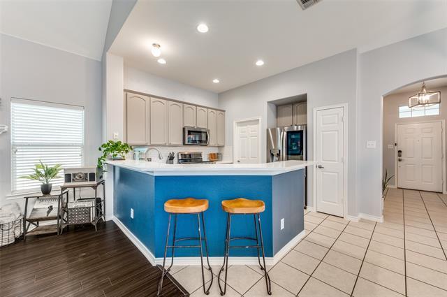 Building Photo - 933 Wenk Ct