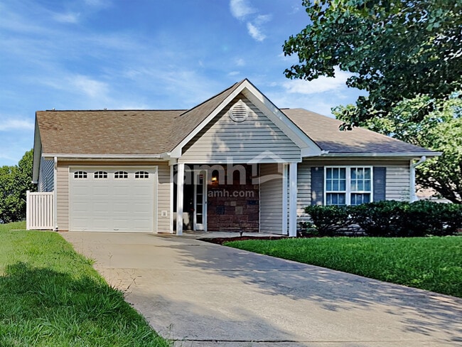 Building Photo - 160 Charlotte Ct