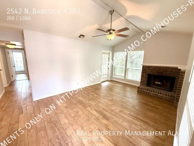 Building Photo - 2542 N. Babcock, C203-
