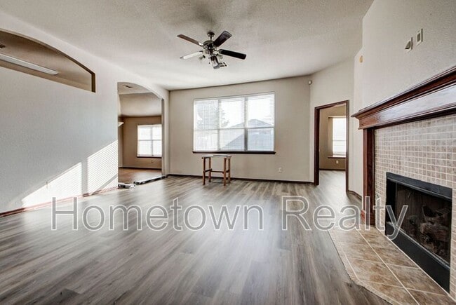 Building Photo - 16416 Oconee Creek Dr