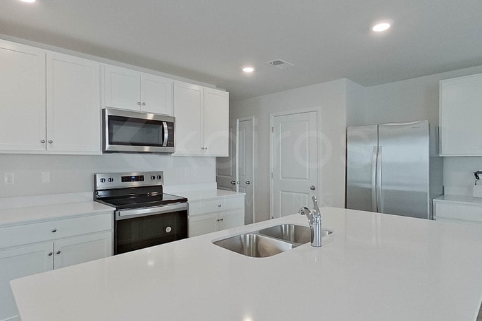 Building Photo - 125 Overstreet Way