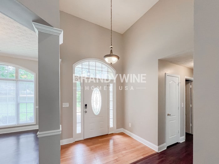 Building Photo - 155 Jennifer Ln