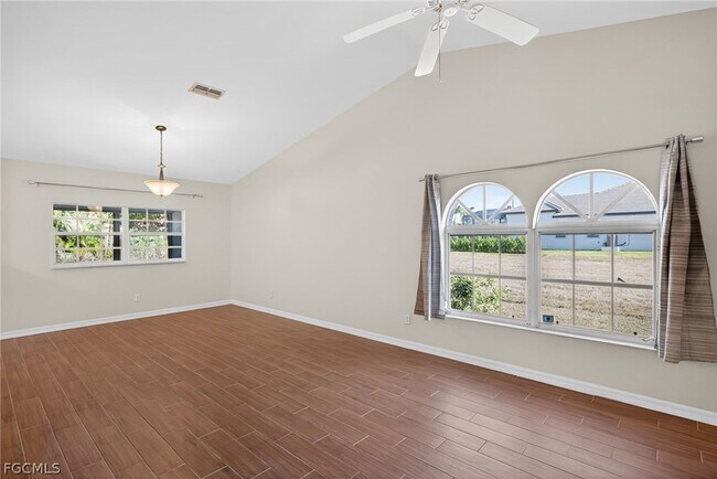 Building Photo - 5727 Rose Garden Rd