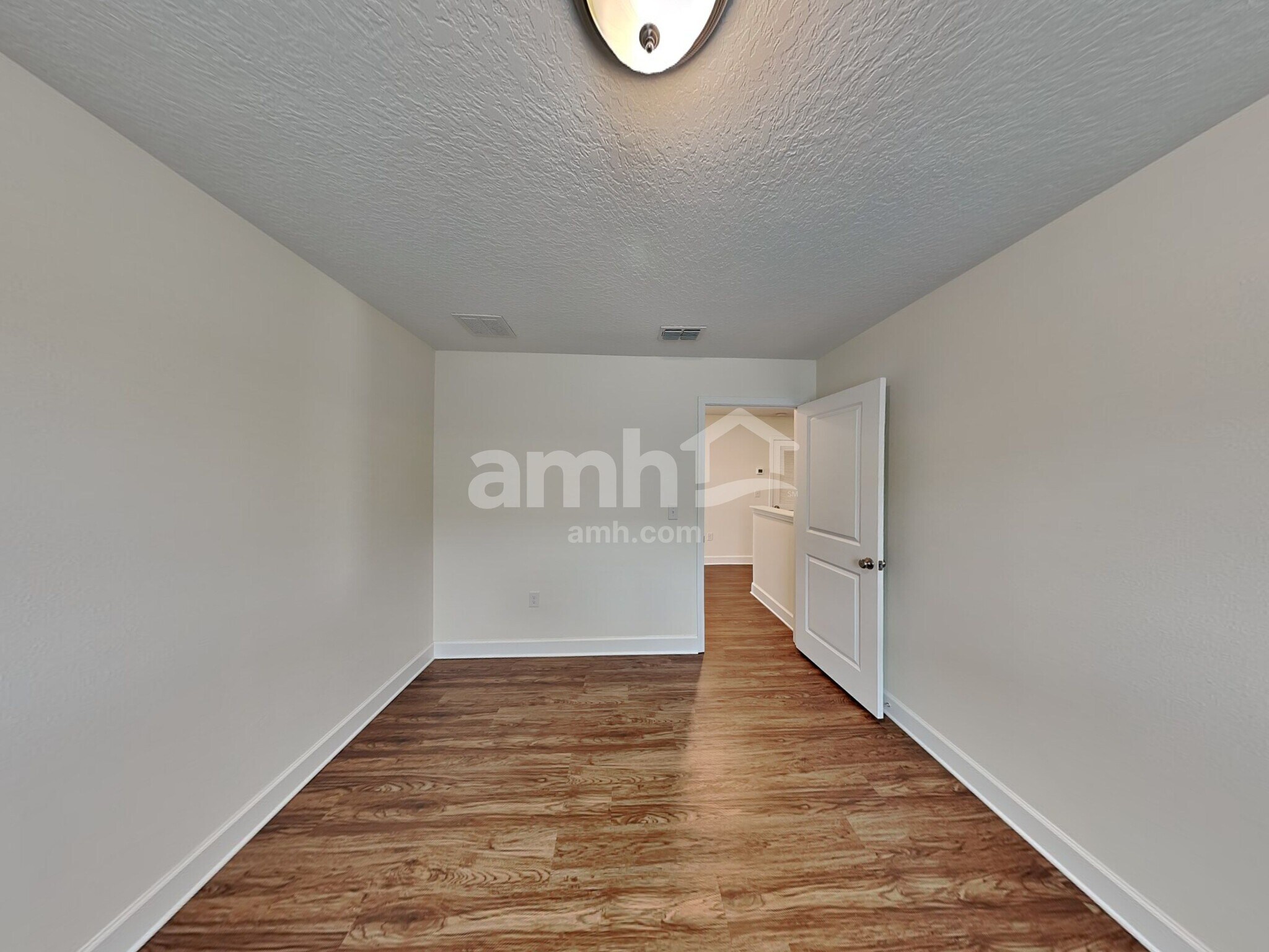 Building Photo - 4616 Birdsong Dr