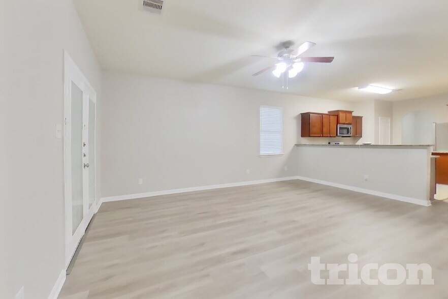 Building Photo - 7526 Fettle Ln