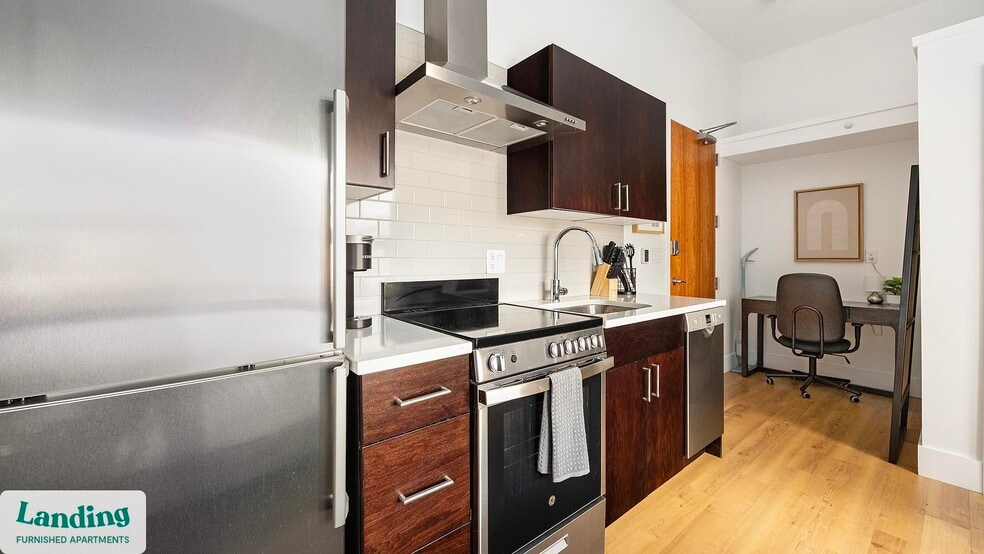 Building Photo - 135 Adams St