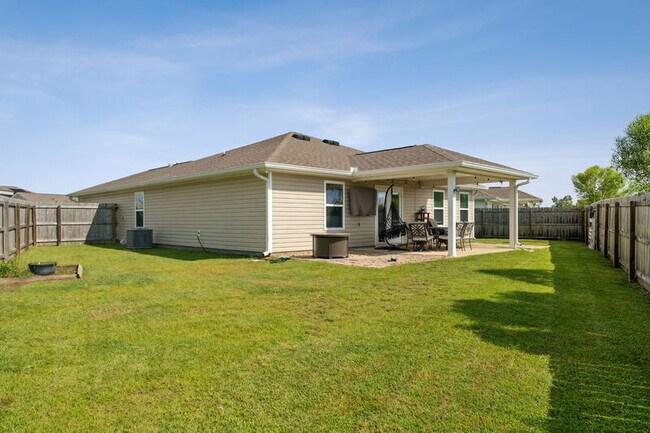 Building Photo - 7131 Penn Way
