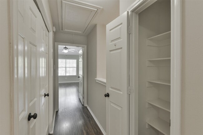 Building Photo - 6422 Encenada Green Trail