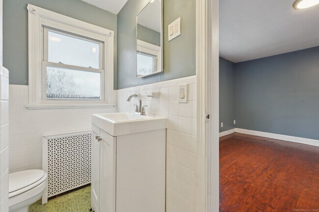 Building Photo - 59 High St