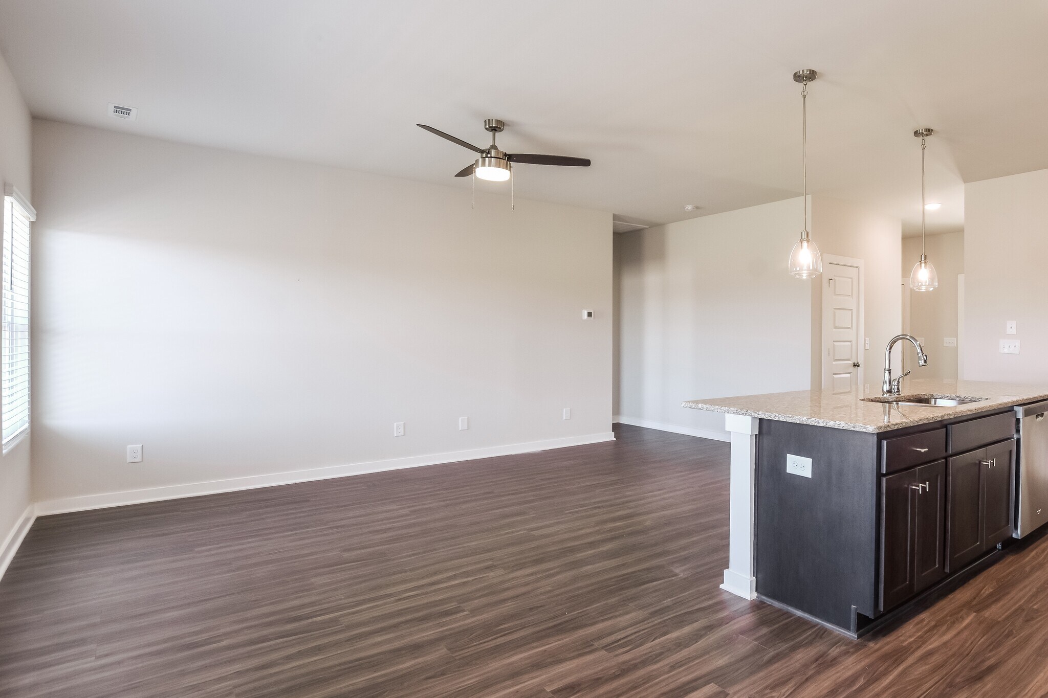 Building Photo - 26414 Valley Ridge Rd