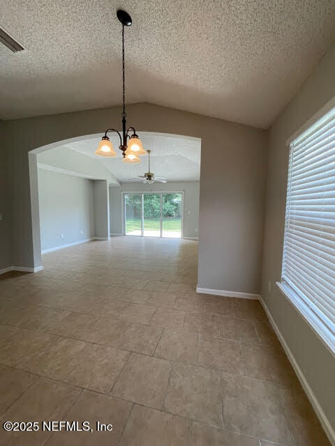 Building Photo - 3566 White Cow Ct