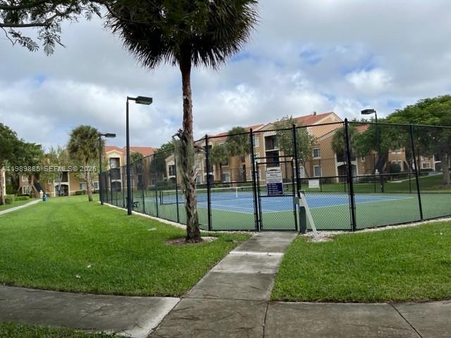 Building Photo - 8000 N Nob Hill Rd