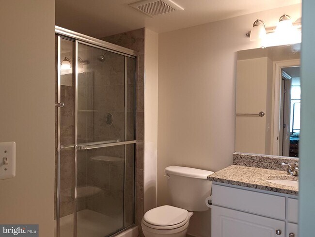 Building Photo - 11800 Sunset Hills Rd