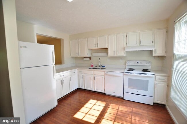 Building Photo - 17404 Founders Mill Dr