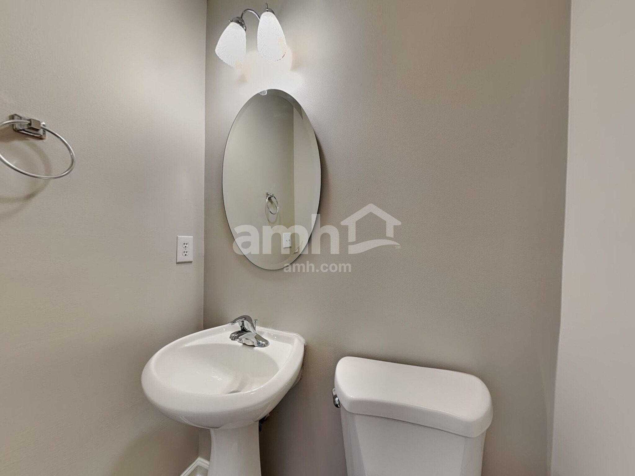 Building Photo - 3125 Teton Dr