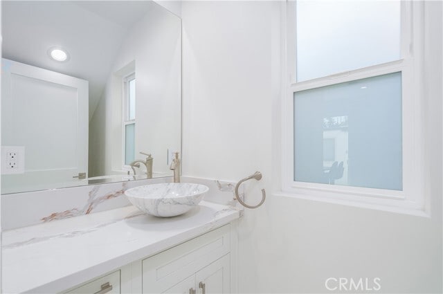 Building Photo - 8421 Bleriot Ave