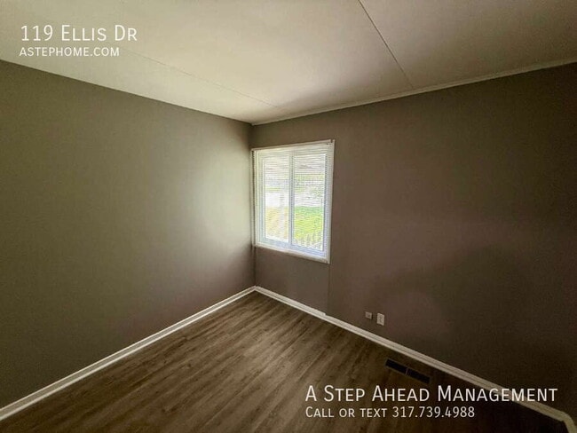 Building Photo - 119 Ellis Dr