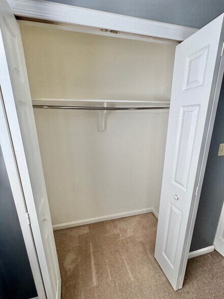 Building Photo - 626 Eichelberger St