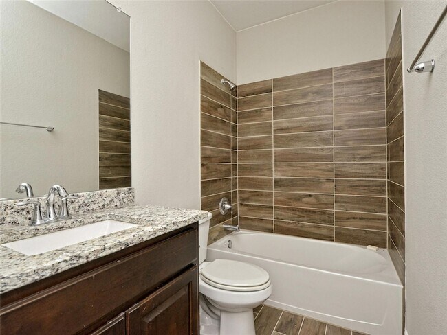 Building Photo - 3724 Lunet Ring Way