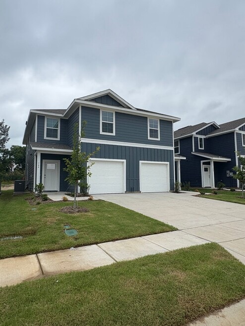 Building Photo - 748 Stonewood Dr