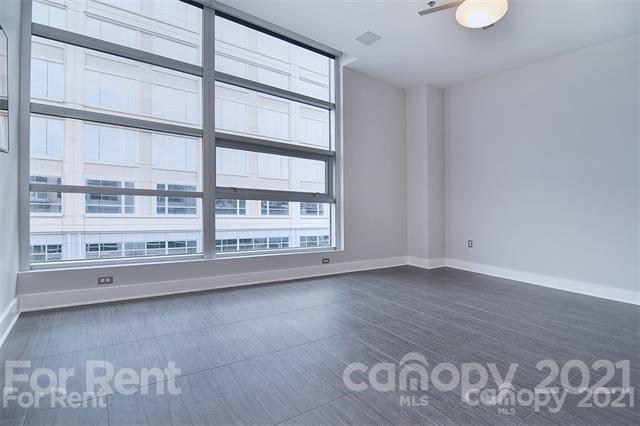 Building Photo - 1100 Metropolitan Ave