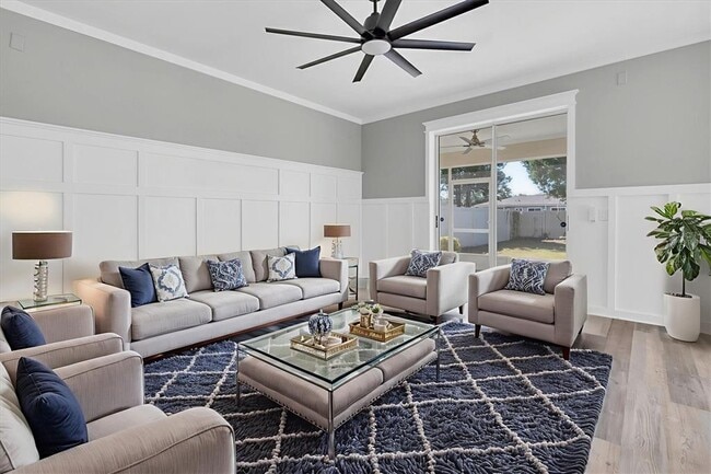 Building Photo - 1015 Windton Oak Dr