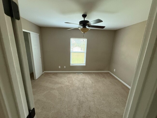 Building Photo - 502 Nepute St