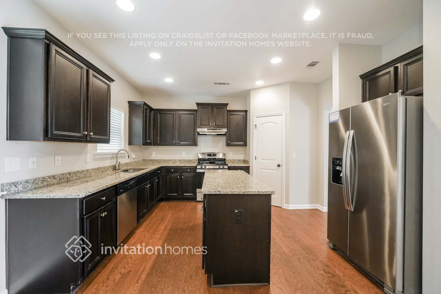 Building Photo - 4480 Lippencott Ln