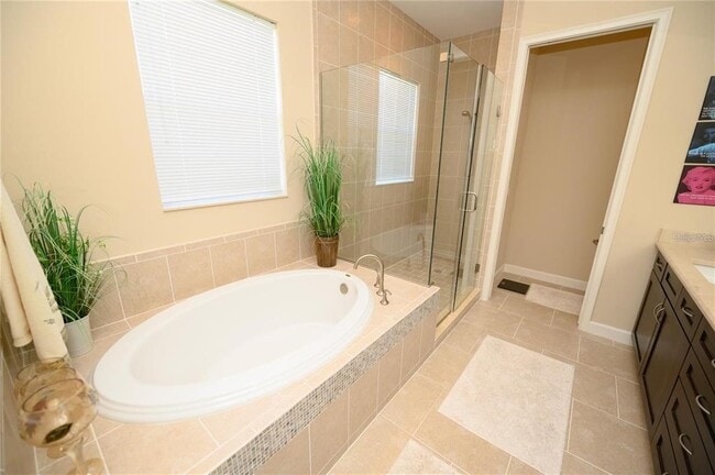 Building Photo - 1113 Bolton Pl