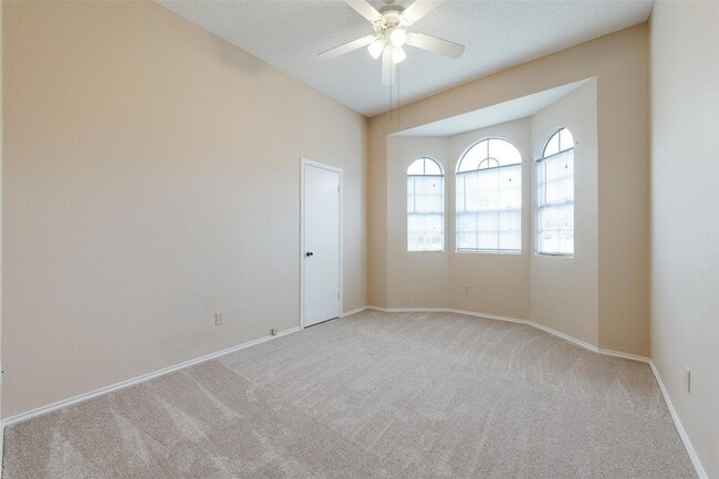 Building Photo - 14504 Sandy Side Dr