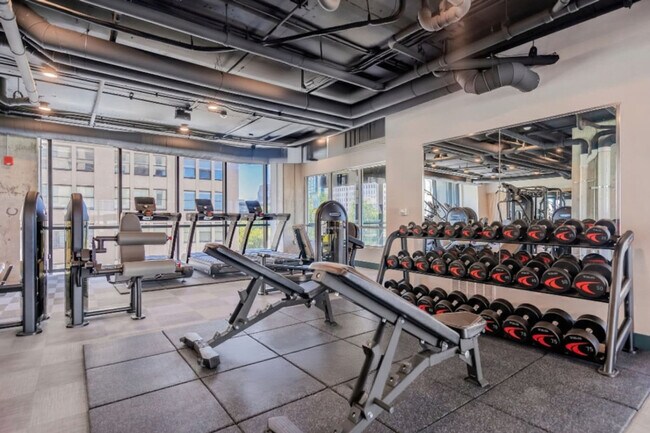 Building Photo - 421 N Pennsylvania St