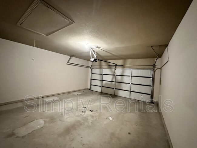 Building Photo - Baylor 501 - 1