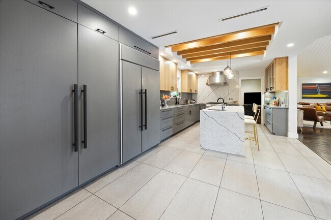 Building Photo - 1902 Chimney Rock Rd