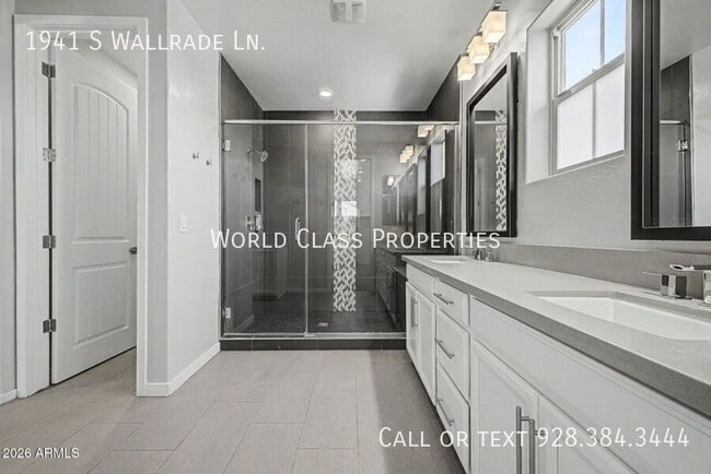 Building Photo - 1941 S Wallrade Ln