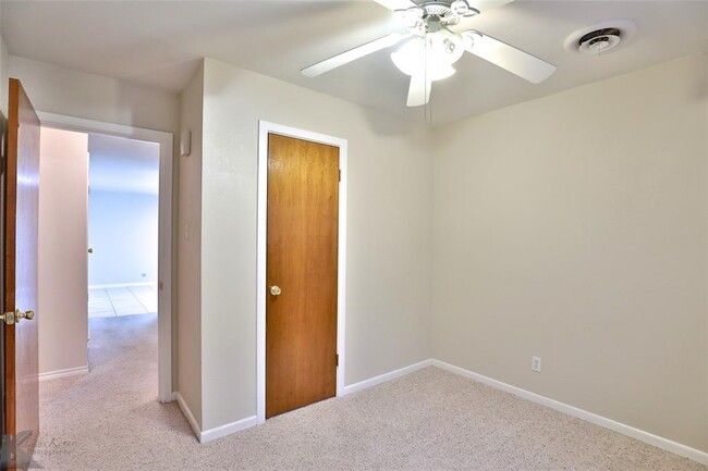 Building Photo - 3101 Sayles Blvd