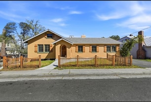 Building Photo - 181 College Way