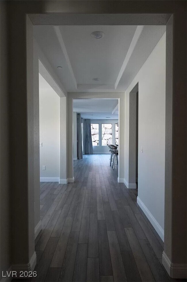 Building Photo - 92 Lake Oasis St