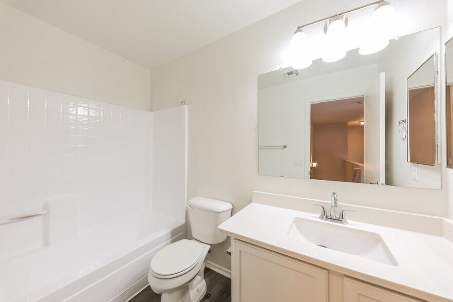 Building Photo - 3123 W Alta Vista Rd