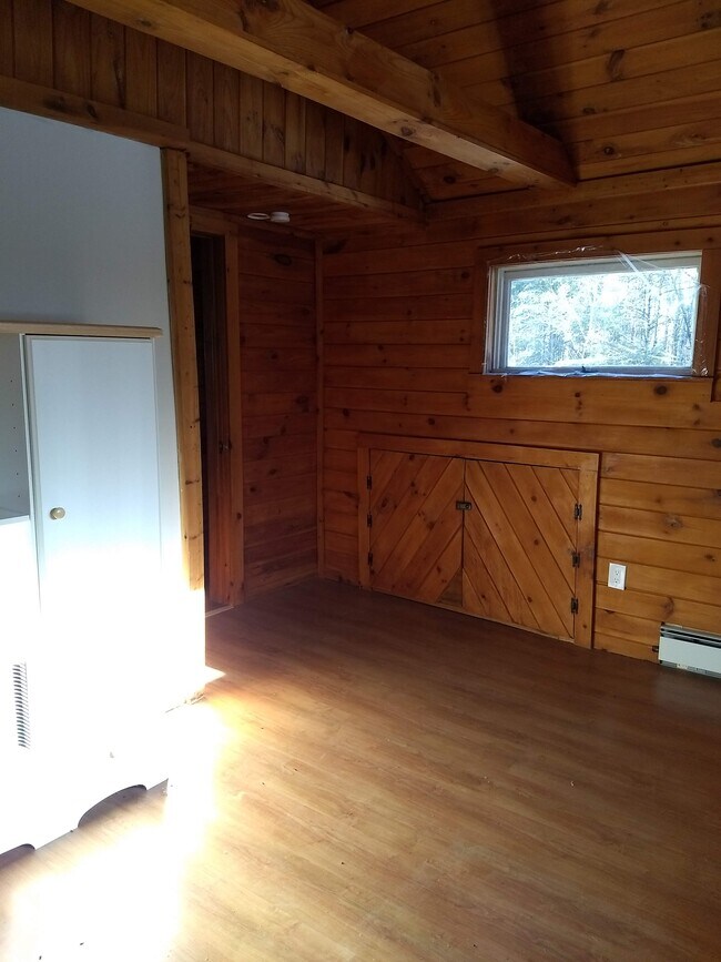 Building Photo - 36 Otis-Tolland Rd