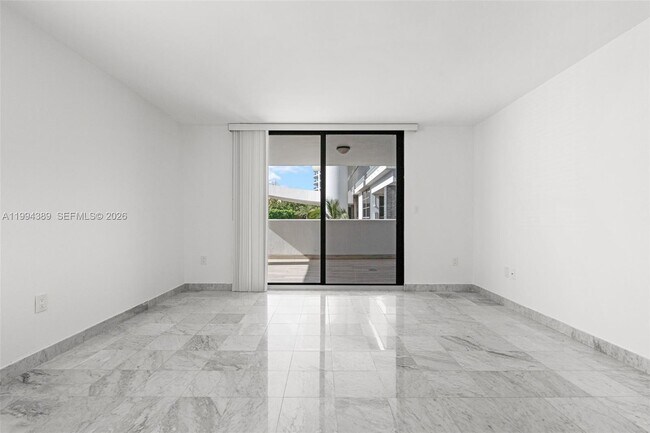 Building Photo - 5845 Collins Ave